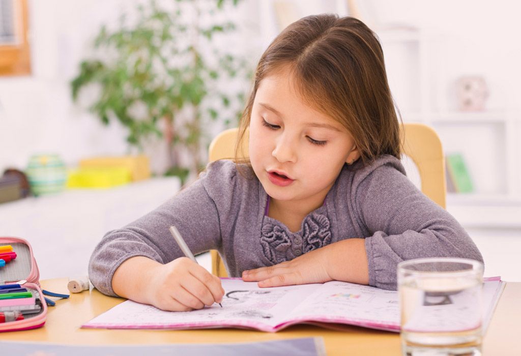 وصفات لـ زيادة التركيز عند الأطفال في فترة الامتحانات.. احرصي عليها
