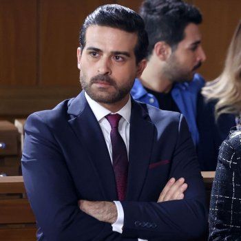 شاهد .. محمود نصر يطل عى الجمهور بلوك كختلف للغاية.. والجمهور: "لي عامل بحالك هيك"؟