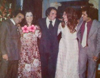 شاهد .. صورة نادرة لزفاف بليغ حمدي ووردة الجزائرية بحضور عبد الحليم حافظ