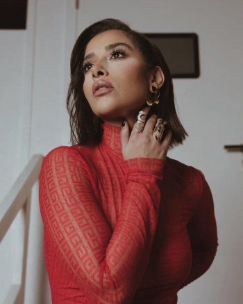 شاهد .. إطلالة مميزة لـ بلقيس من توقيع Givenchy في حفلها بدبي.. وهذا سعر الفستان