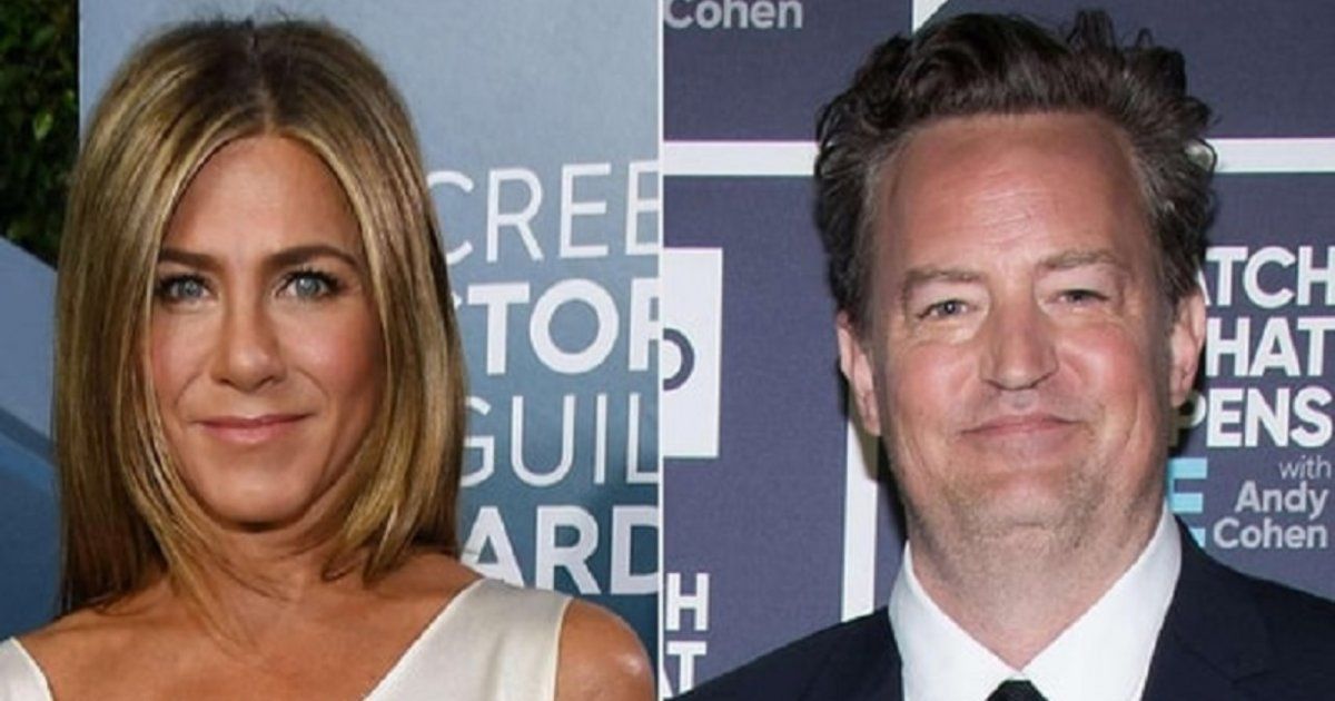 شاهد .. جينيفر أنيستون توجه رسالة خاصة إلى محبي ماثيو بيري بحفل جوائز اختيار النقاد