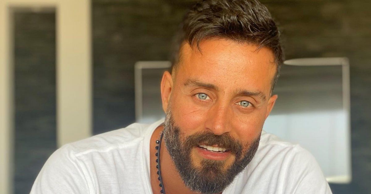 شاهد .. بالصورة - سعد رمضان يحلق لحيته لأول مرة منذ 15 عاماً .. وهكذا كانت ردة فعل المتابعين