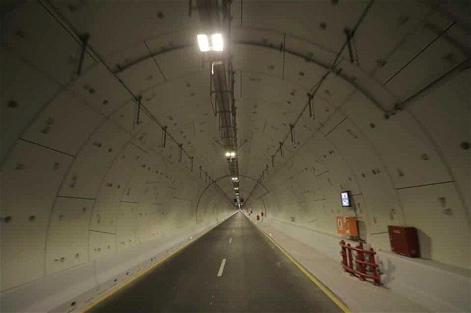 أخبار مصر | عاجل .. إصابة أكثر من 14 شخص بحادث انقلاب في نفق الشهد أحمد حمدي