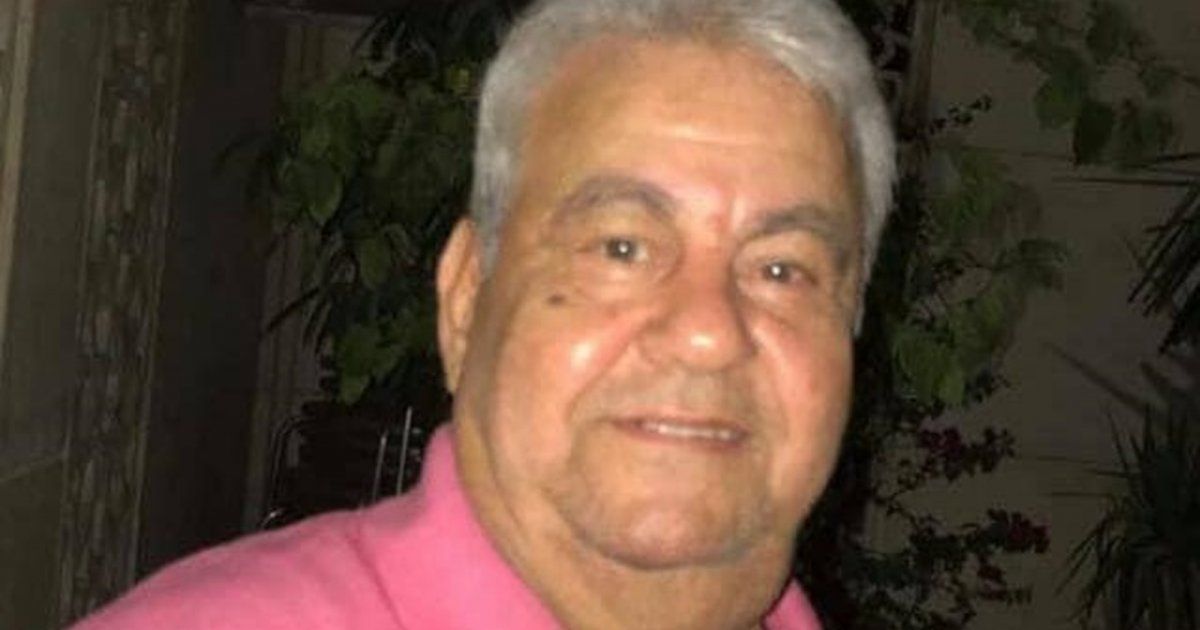 شاهد .. بالصور - بدء تشييع جثمان العزف الراحل جلال فودة