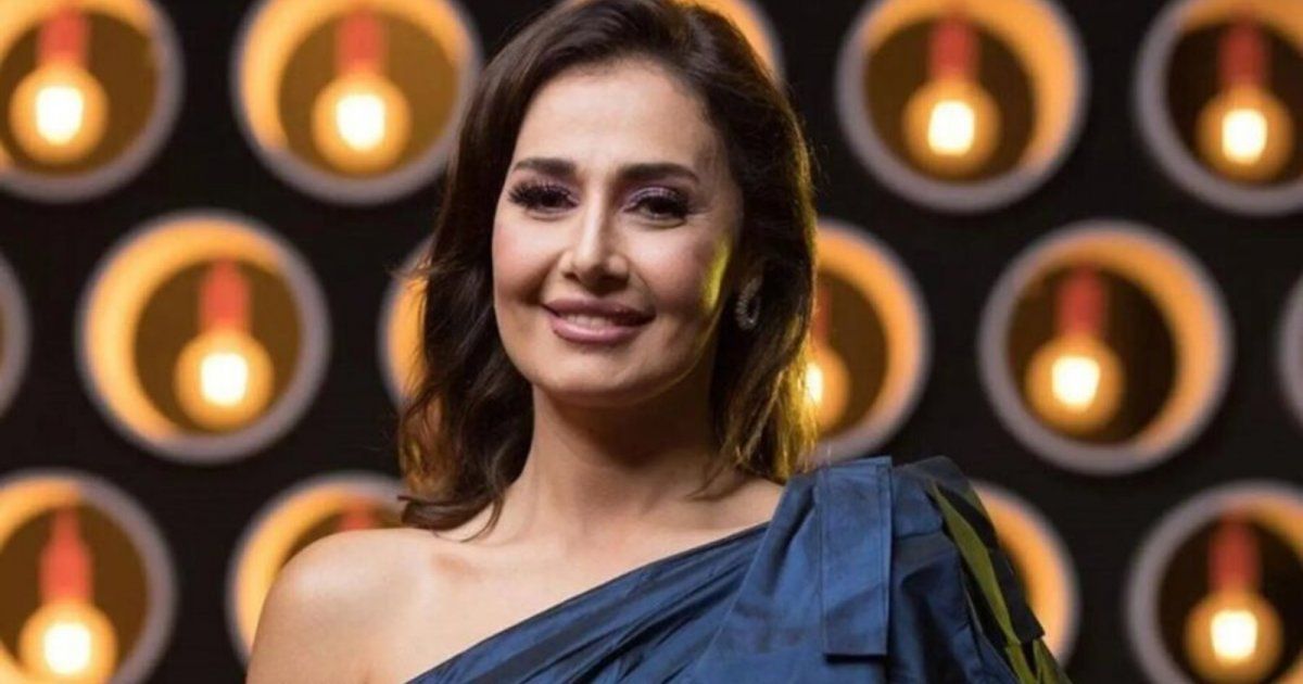 شاهد .. بالصورة - حلا شيحة بأحدث إطلالة لها من كواليس مسلسل "إمبراطورية م"