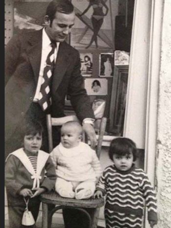 شاهد .. صورة نادرة لـ أصالة وهي طفلة صغيرة إلى جانب والدها