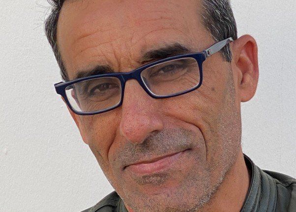 عبد السلام الفقهي لـ«خليجيون»: «المرآة والصورة» محاولة لاستنطاق جزء من ذاكرة النص الليبي