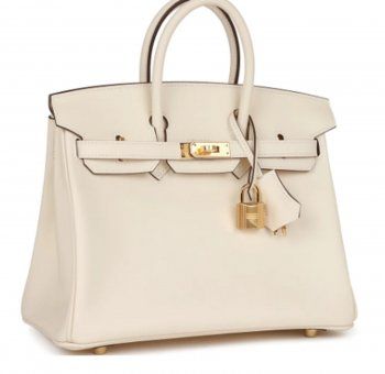 شاهد .. بالصور- لجين عمران تتألق بأناقتها داخل الطائرة الخاصة وسعر حقيبة يدها الخيالي سيفاجؤكم