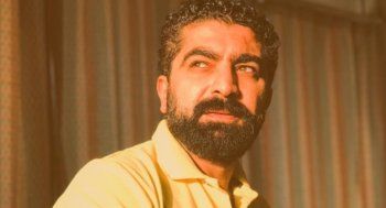 شاهد .. ممثل مصري يتعرض لحادث سير مروع خلال إطلالته ببث مباشر على السوشال ميديا