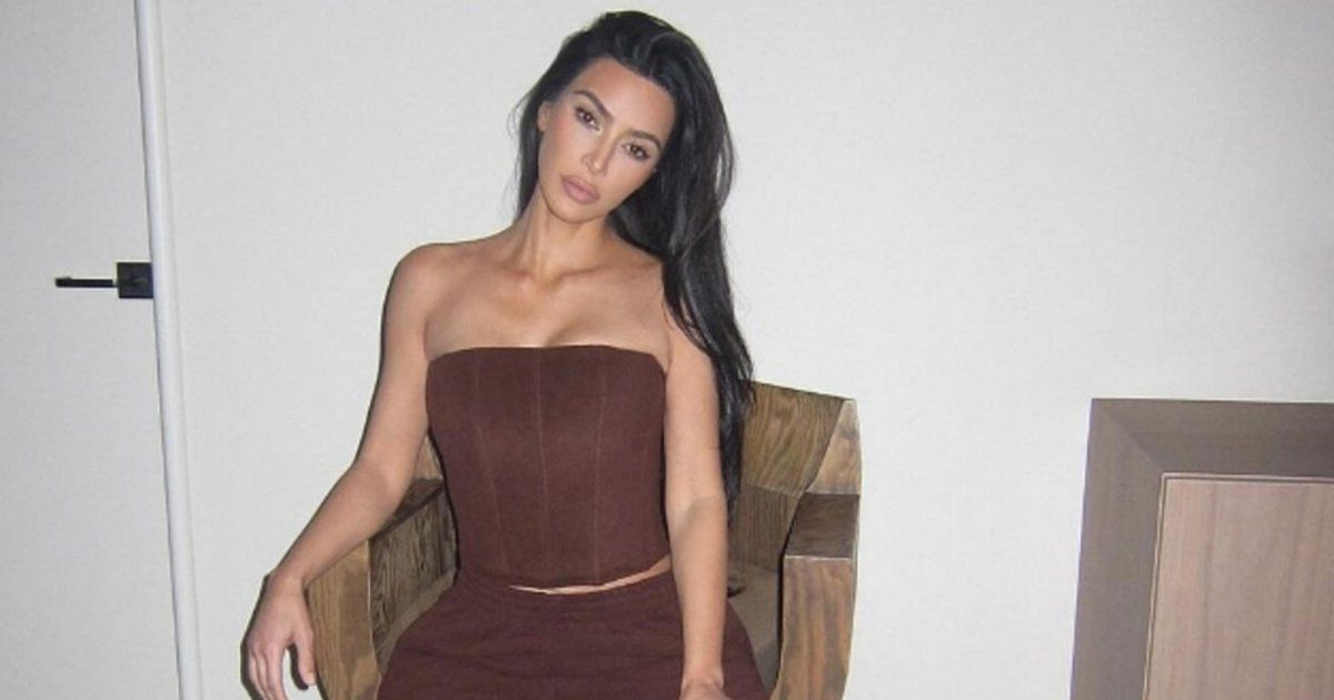 شاهد .. سعر خيالي لفستان كيم كارداشيان من تصميم ريك أوينز