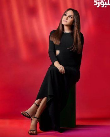 شاهد .. صور نادرة لـ إليسا تعود لـ20 عاماً.. شاهدوا عفويتها!