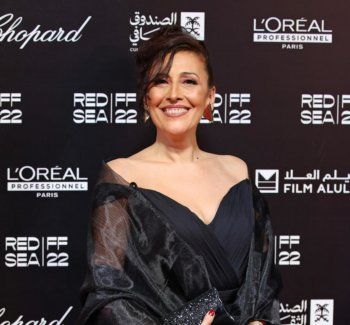 شاهد .. خاص - جوليا قصار تكشف كواليس " عرابة بيروت " .. وهذا ما قالته عن ريان حركة وكارول عبود