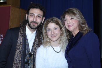 شاهد .. خاص - ريتا نجيم الرومي مكرمة من The Women’s League في الجامعة الأميركية .. حكاية عشق وتحديات وإنجازات