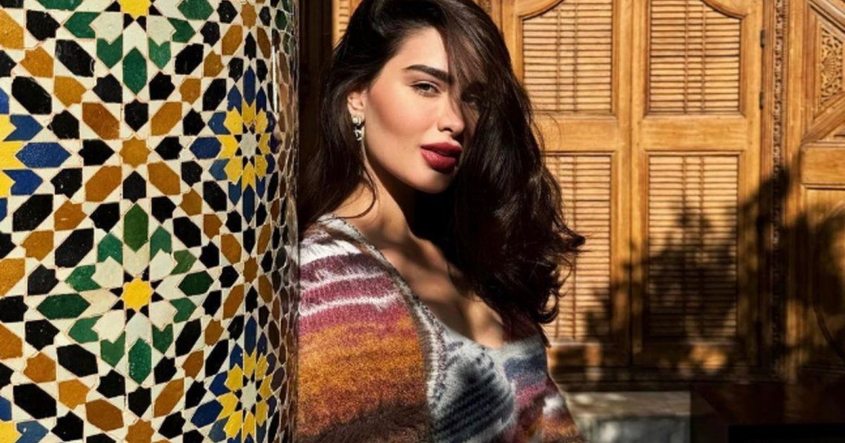 شاهد .. بالصور- تحت عنوان الجمال والأناقة..روان بن حسين تخطف قلوب الجمهور بفستان أسود رائع