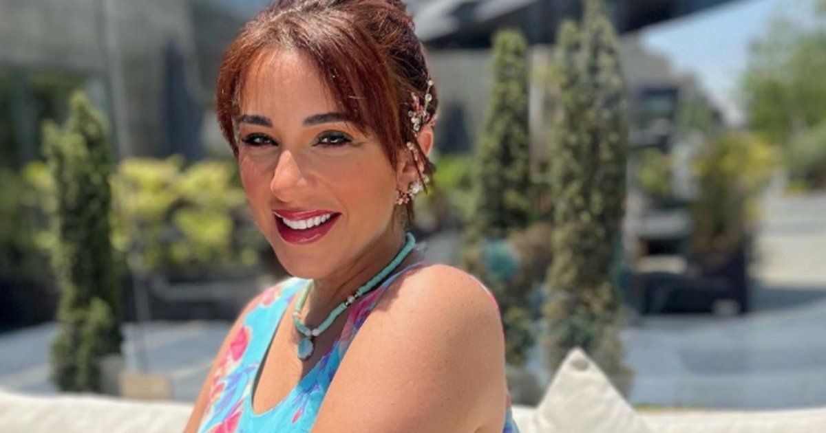 شاهد .. بالفيديو- بفستان أسود ضيق..أسما منير تبهر الجمهور بإطلالتها المميزة