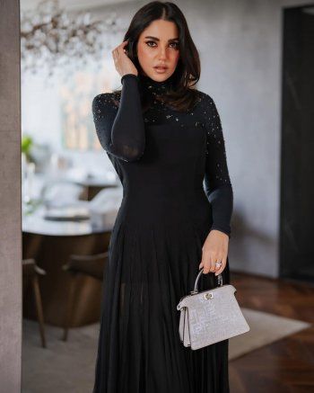 شاهد .. بالصور- سعر خيالي لحقيبة يد درة التونسية..و إطلالتها تضج بالأناقة