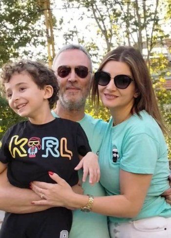 شاهد .. بكلمات مؤثرة.. منير بو عساف ينعى زوجته ميريلا زلاقط