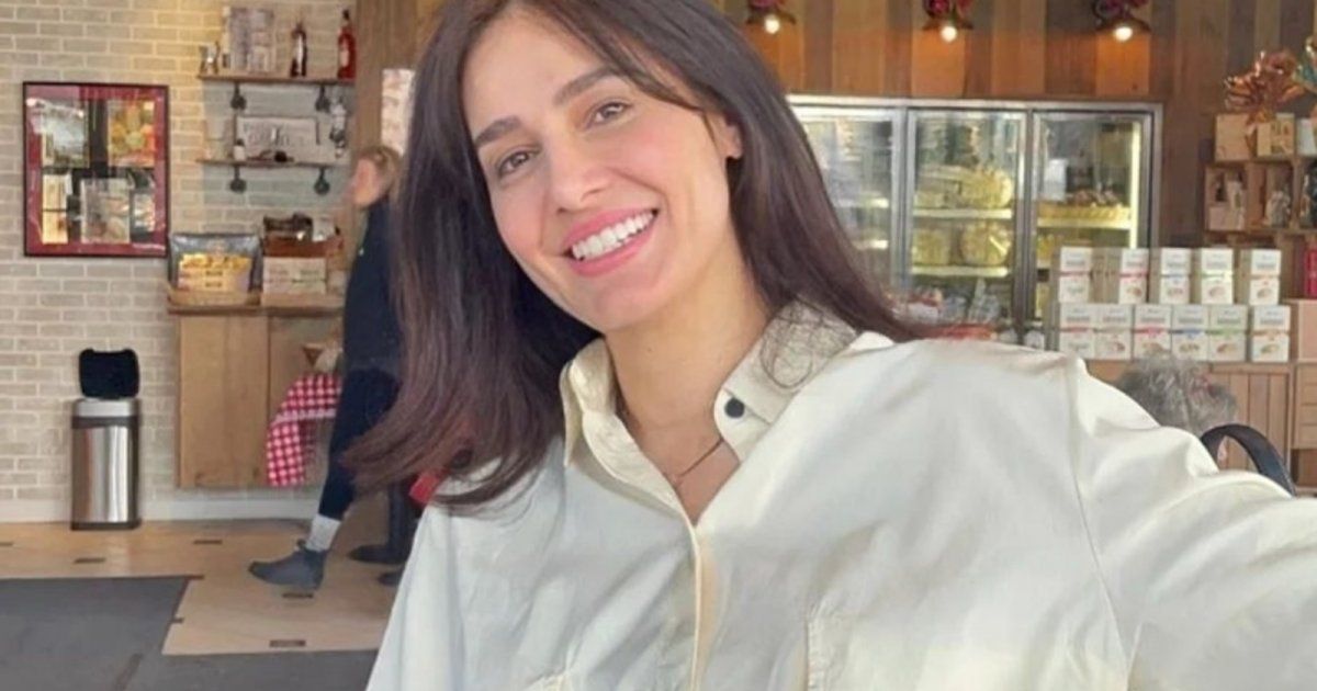 شاهد .. بصورة من الكواليس إلى جانب المخرج محمد سلامة..حلا شيحة تعلن عن بدئها تصوير "إمبراطورية ميم"