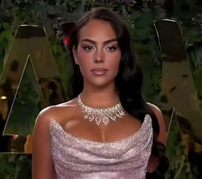 جورجينا في حفل joy awards