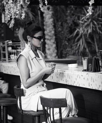 شاهد .. بالصور- رانيا منصور تتالق بلوك رائع من كواليس تصوير أخر اعمالها "السيستم"