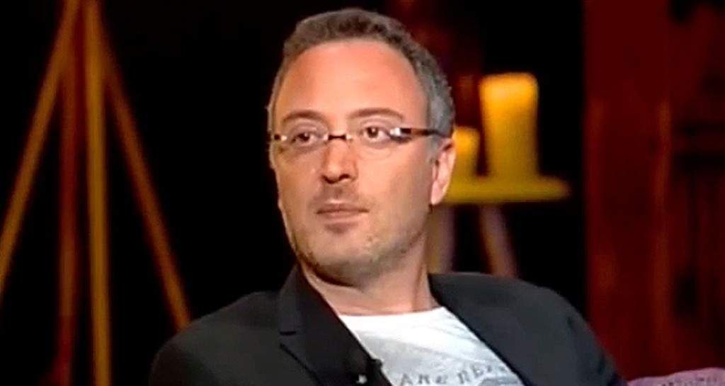 شاهد .. بكلمات مؤثرة.. منير بو عساف ينعى زوجته ميريلا زلاقط