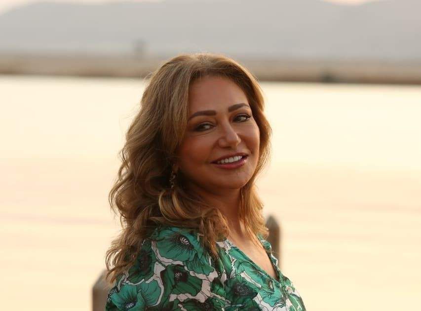 شاهد .. لهذا السبب إبتعدت ليلى علوي عن الدراما وهذا ما كشفته عن كواليس فيلم "مقسوم"