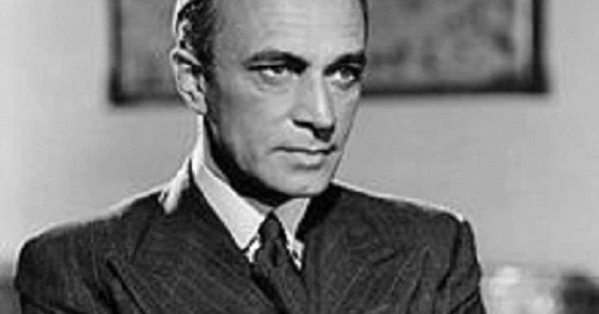 شاهد .. كونراد فيدت كان الأخير في صفه المدرسي الصغير .. ولم يعلن وفاته بشكل رسمي أيام ألمانيا النازية لهذا السبب