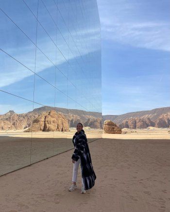 شاهد .. جورجينا رودريغيز تستمتع بوقتها خلال قضائها العطلة في العلا وتشجع على السياحة في السعودية - بالصور