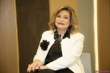 شاهد .. خاص - هلا المر : Joy Awards عظيم وعالمي .. وإهداء أصالة تكريمها لأنغام ليس في مكانه لهذا السبب