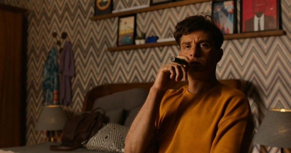 شاهد .. تفاصيل يكشفها أحمد الفيشاوي عن فيلم "عادل مش عادل"