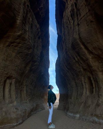 شاهد .. جورجينا رودريغيز تستمتع بوقتها خلال قضائها العطلة في العلا وتشجع على السياحة في السعودية - بالصور