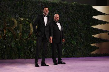 شاهد .. تعليق ساخر من أحمد السعدني على صورته مع محمد عبد الرحمن.. وما علاقة بسنت شوقي ومحمد فراج؟