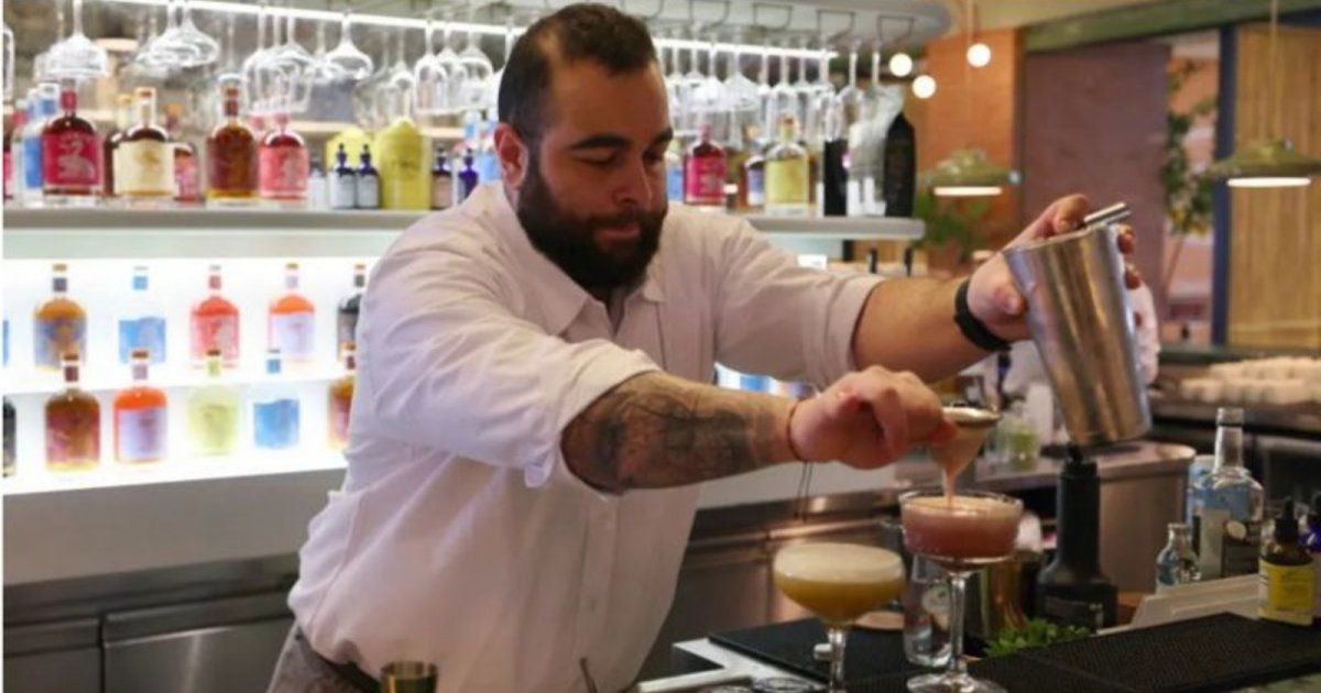 شاهد .. لأول مرة منذ 72 عاماً.. متجر للكحول في المملكة العربية السعودية