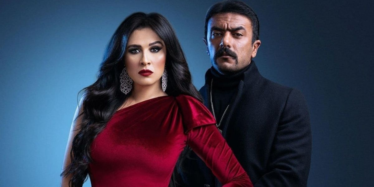 ياسمين عبد العزيز بتزور أحمد العوضي كل يوم في المستشفي