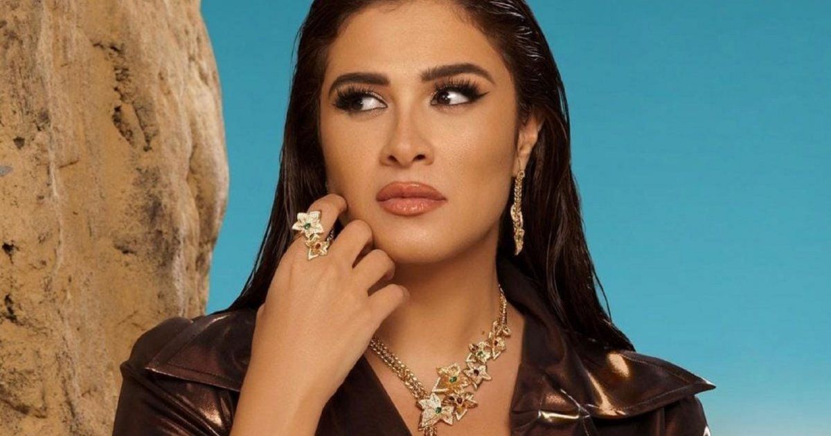 شاهد .. بالفيديو - ياسمين عبد العزيز بأحدث جلسة تصوير لها .. وجمالها حديث الكثيرين