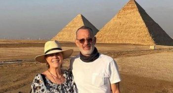 شاهد .. بالصورة - توم هانكس وزوجته ريتا ويلسون بجولة سياحية في مصر
