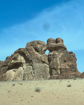 شاهد .. شاهدوا أجمل إطلالات جورجينا رودريغيز بملابس البحر خلال رحلتها إلى المالديف