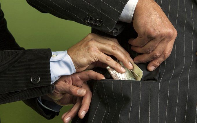 ضبط شبكة فساد لمسؤولين في وزارة الري