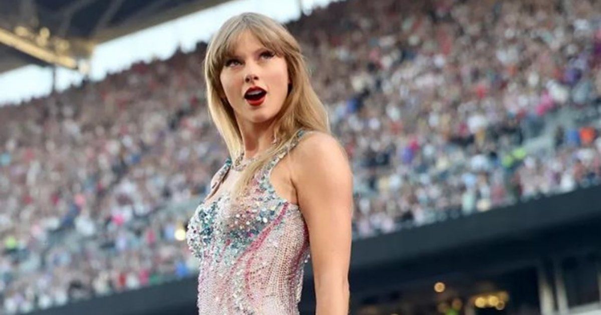 شاهد .. بالفيديو - أول ظهور لتايلور سويفت بعد أزمة صورها بدون ملابس بالذكاء الإصطناعي