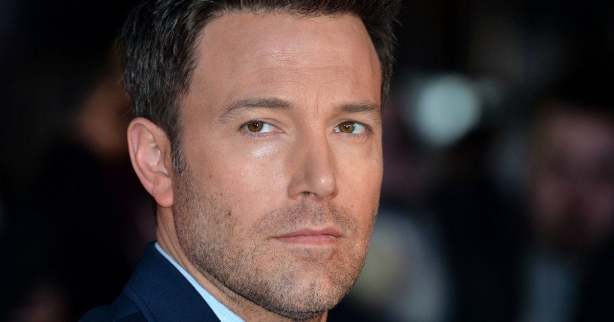 شاهد .. بن أفليك في نزهة عائلية مع زوجته السابقة وجينيفر لوبز وأولادهما - بالصورة