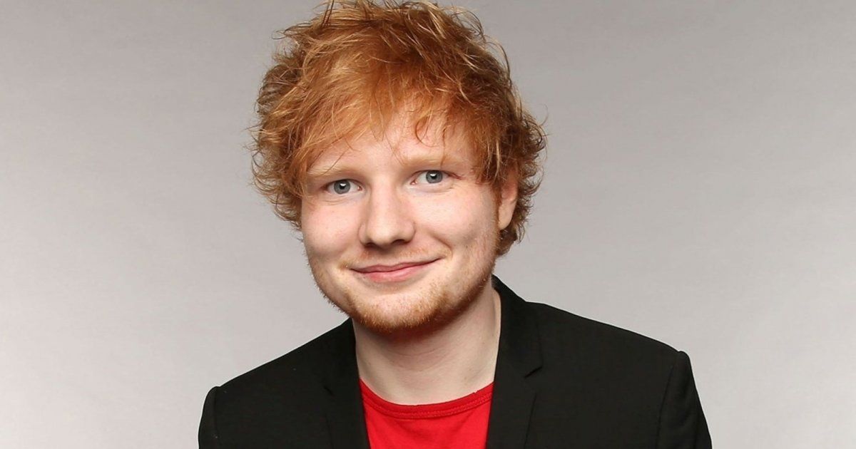 شاهد .. إيد شيران يكتشف أنه تناول هذا الطعام الغريب أثناء إجازته في اليابان