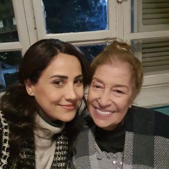 شاهد .. بالصورة- منى واصف وأمل عرفة من كواليس تصوير مسلسل "أغمض عينيك تراني"