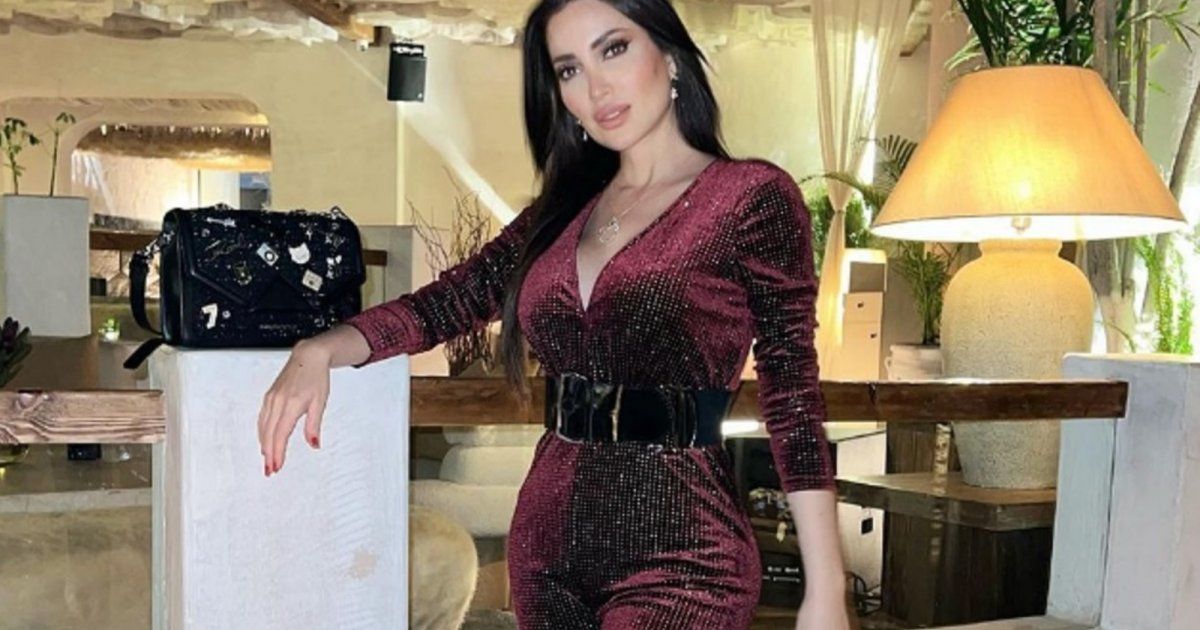 شاهد .. بالصور- سعر مرتفع جداً لحقيبة يد نسرين طافش..إليكم كم بلغ