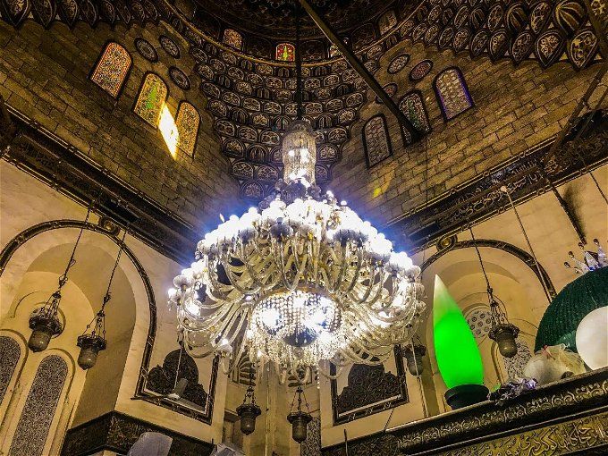 أخبار مصر | سبب غلق مسجد السيدة زينب وموعد فتحه مرة أخري.. تعرف عليه