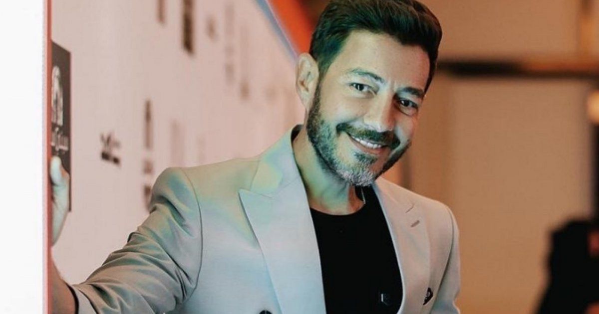 شاهد .. بالصورة - بكلمات من الأسى..أحمد زاهر ينعى الدكتور علاء عبد العزيز بعد رحيله عن عالمنا