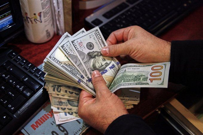 أخبار مصر | بعد شائعة التعويم .. تعرف على سعر الدولار في السوق السوداء اليوم الخميس 8 فبراير 2024
