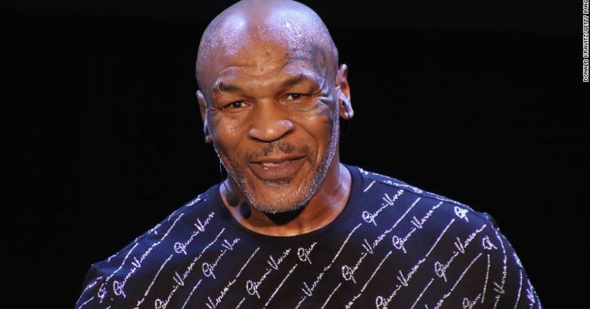 شاهد .. إليكم فريق كرة القدم المفضل لدى مايك تايسون