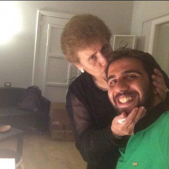 شاهد .. ماما راحت السما.. ممثل مصري يفجع بوفاة والدته