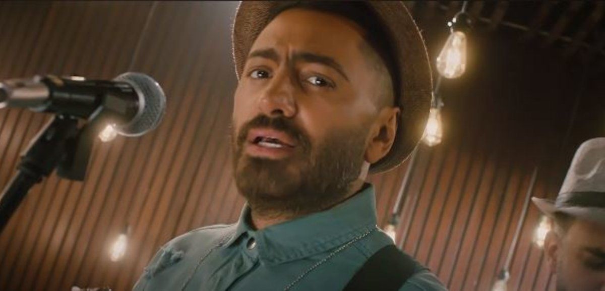 شاهد .. بطلة فيديو كليب تامر حسني الجديد نجمة لبنانية.. فمن هي؟