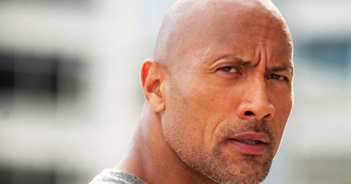 شاهد .. دوين جونسون يصفع كودي رودرز..فيديو يتصدر مواقع التواصل